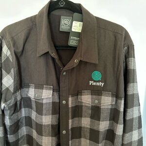 New Stormtech Performance FLX-1 Carbon Plaid Flannel Shirt Size Large